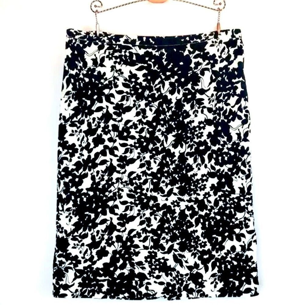 Old Navy Skirt Black White Cotton Pencil Straight Knee Length Size 4 Women’s